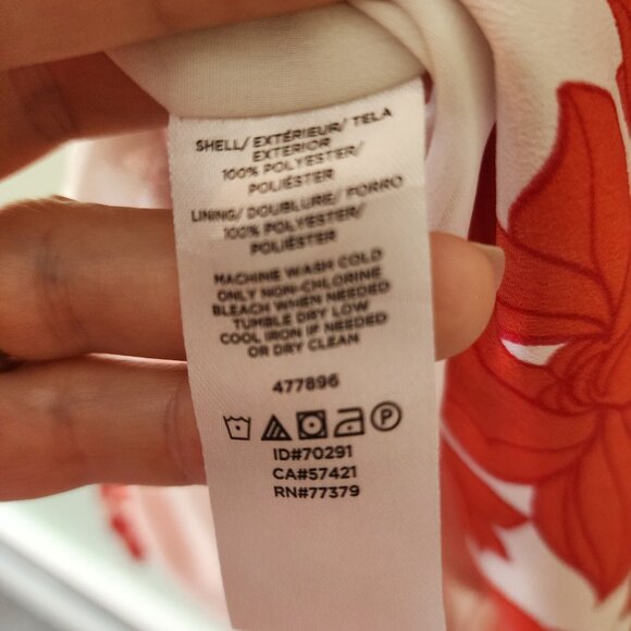 Ann Taylor sleeveless top, Size S, EUC - Picture 4 of 4